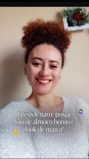 Isso é postar lifestyle de verdade! 😌

Uma marca que sabe como gerar desejo pelo produto por meio da estratégia de lifestyle não fica dependente de oferta e fortalece o relacionamento com o público.

Quer receber uma estrutura descomplicada e estratégica com mais de 20 ideias pra transformar sua rotina ou produto em conteúdo?

⬇️Comente LIFESTYLE que te mando. ⬇️

#conteudolifestyle #rotinadeempreendedora #empreendedorismofeminino #posicionamentodemarca #socialmediademoda